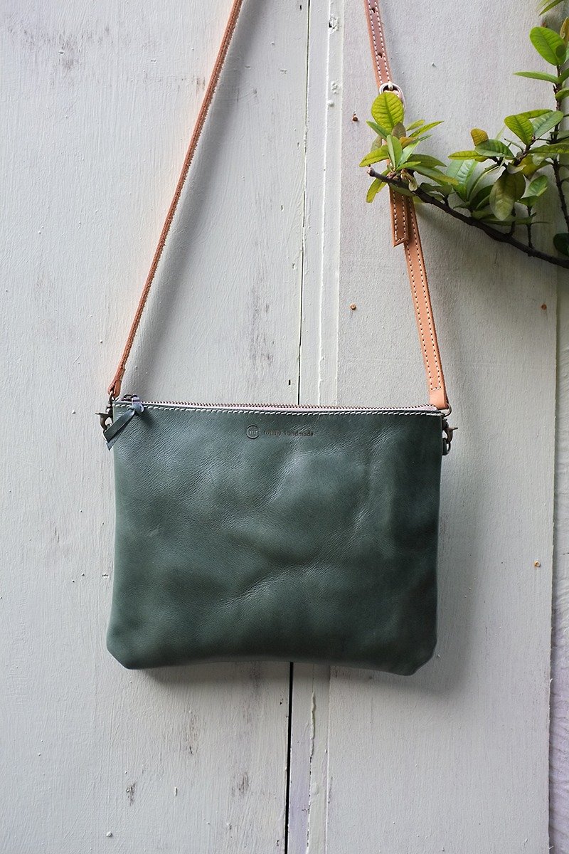 It 's a big backpack / bag - Messenger Bags & Sling Bags - Paper Green