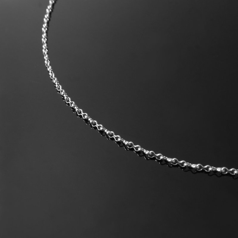 Stainless steel chain mini infinite shape chain 2mm thick (single chain) - สร้อยคอ - โลหะ สีเงิน