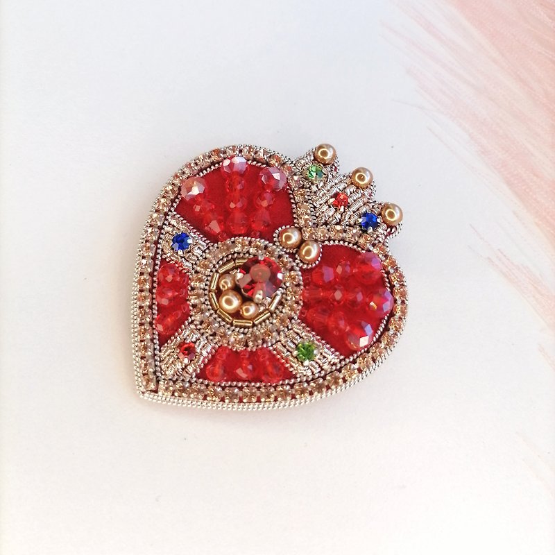 Sailor moon brooch, Sailor moon lover, Moon Prism Powder, Sailor moon pin - Brooches - Other Materials Red