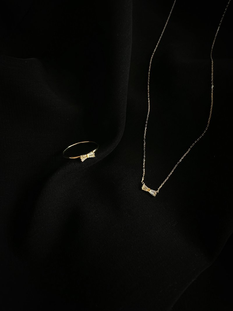 緞結鑽石項鍊 Soft Bow Diamond Necklace- 18K純金 0.11克拉 - 項鍊 - 貴金屬 金色