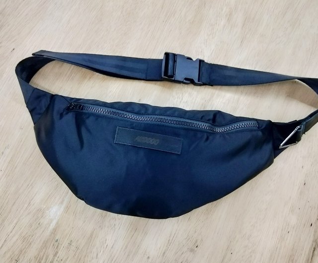 Minimalist cheap waist bag