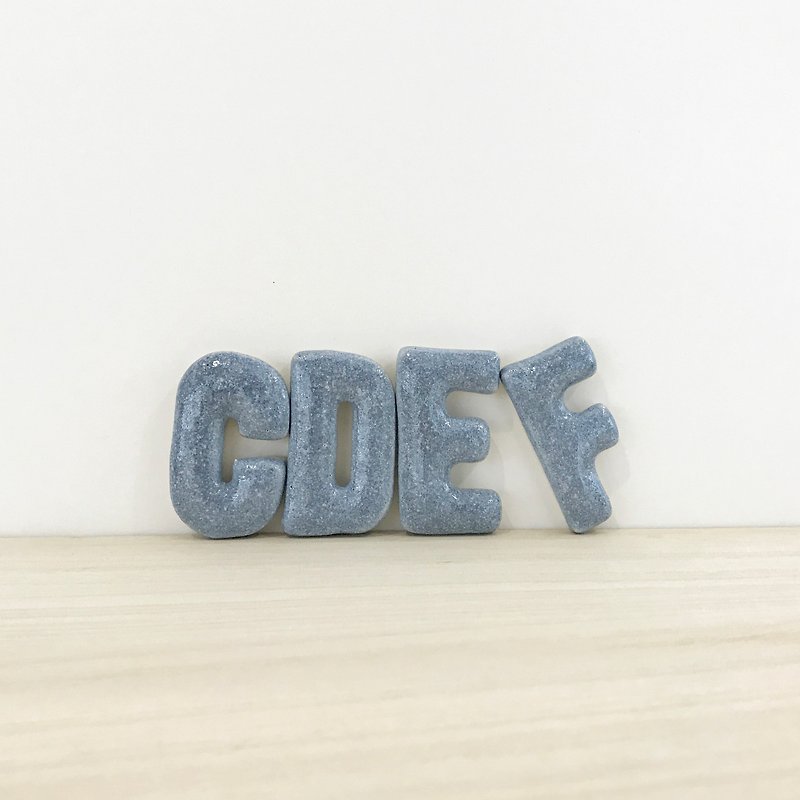 Handmade Ceramic Letters | Magnets | Decoration - ของวางตกแต่ง - ดินเผา สีน้ำเงิน