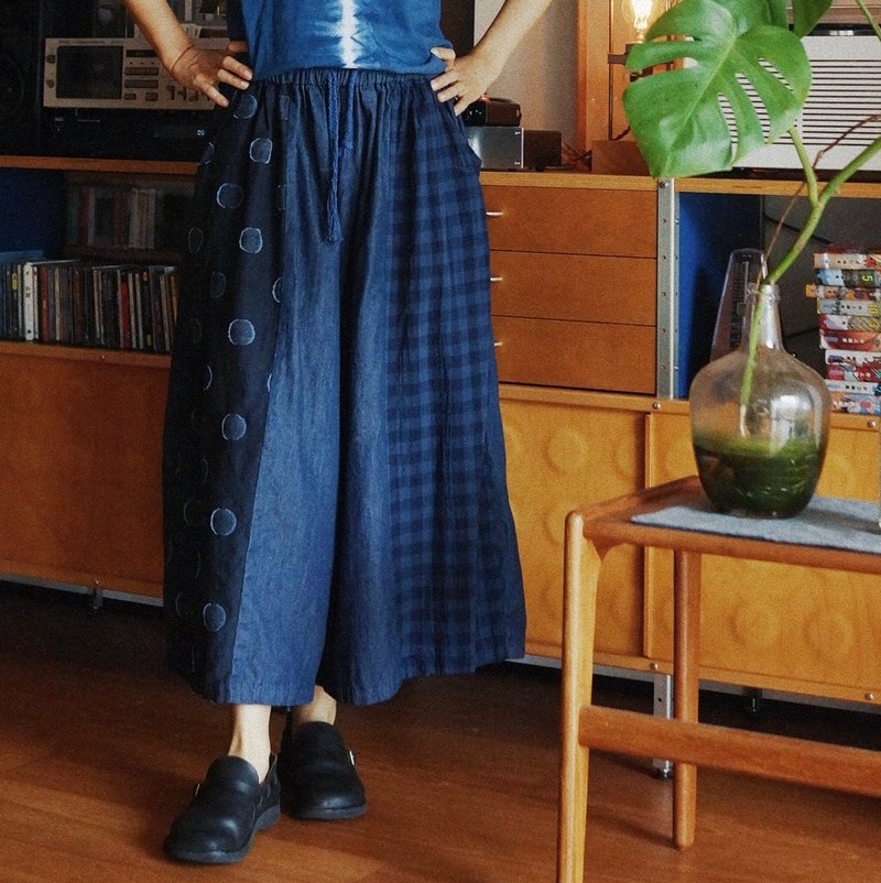 深藍色 中性大闊形寬褲牛仔波點藍格拼布  寬鬆闊腿裙褲 - 女長褲 - 棉．麻 藍色