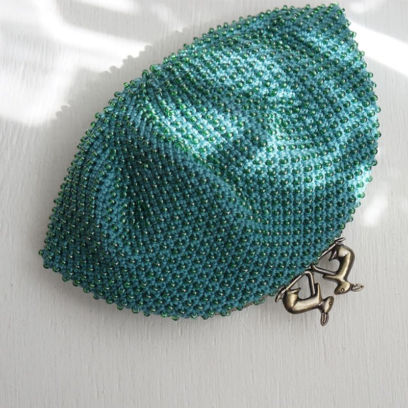 Ba-ba (m) Skipping Stiches Beads crochet pouch No.2151 - กระเป๋าเครื่องสำอาง - วัสดุอื่นๆ สีเขียว