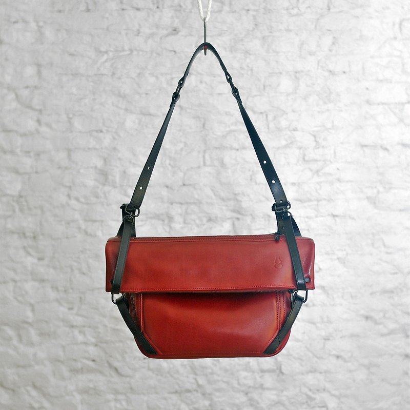 GOURD 葫 | Light Heavy Slow Rush - Messenger Bags & Sling Bags - Genuine Leather Red