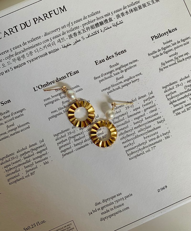 珍珠系列-圓珠姊姊耳環 手作耳環 可客製 - 耳環/耳夾 - 珍珠 白色