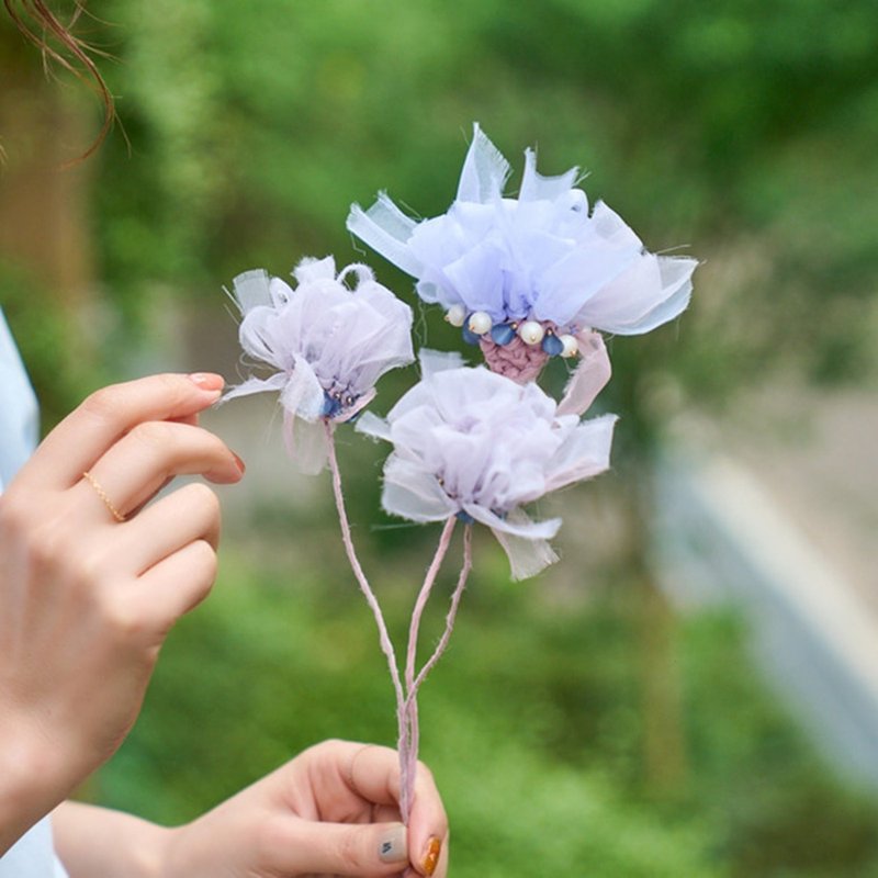 A knitted flower lover that can be bent freely and melts into space | Small blue flower lover - Items for Display - Other Man-Made Fibers Blue