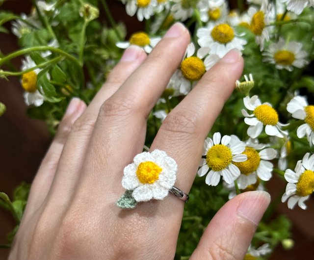 SUNFLOWER & Leaf crochet ring minimalist with a single or Triplet & Double  Ring - Shop PS.By Hand. General Rings - Pinkoi