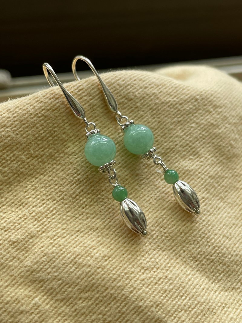 Blue and white //Natural jade A grade green 925 white ear hook - ต่างหู - หยก 