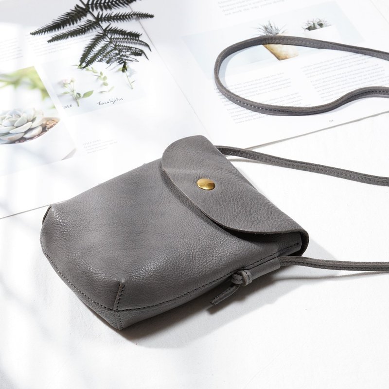 【Urban Collection】日常系列 真皮小型斜背包 - 側背包/斜背包 - 真皮 多色