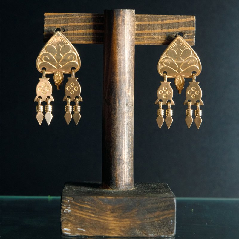 Handmade Jewelry Bronze Earrings Sirey Ytyr5a, Ethnic Style, Yakut Design - ต่างหู - โลหะ 