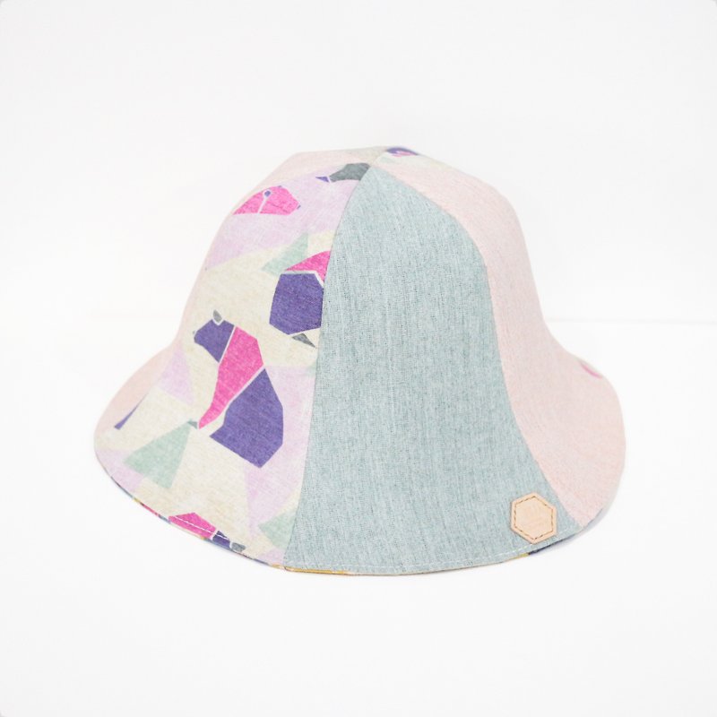 JOJA│ピンクの幾何学的なクマ日本のx両面手描き風の古い布の花の形のキャップ - 帽子 - コットン・麻 多色