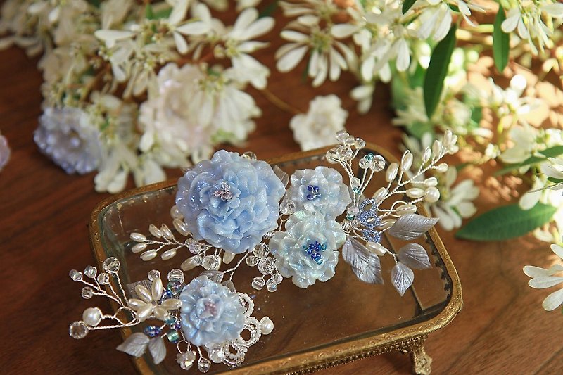手工新娘頭飾 粉藍花 銀葉 - 髮飾 - 黏土 藍色
