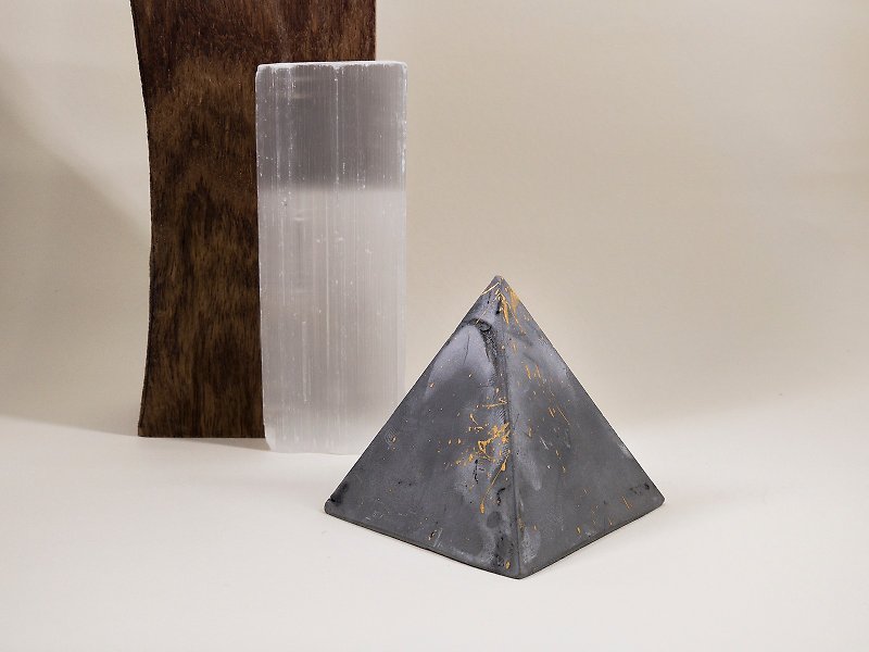 Marbled Pyramid Diffuse Stone Decoration - Insect Repellent - Other Materials Gray