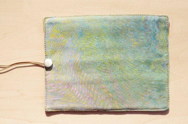 Hand-painted Rendered Pencil Bag/Felt Scroll/Spring Roll Pencil Case - Pen's Water Color House 16 (Blue Elastic Line) - Pencil Cases - Cotton & Hemp 