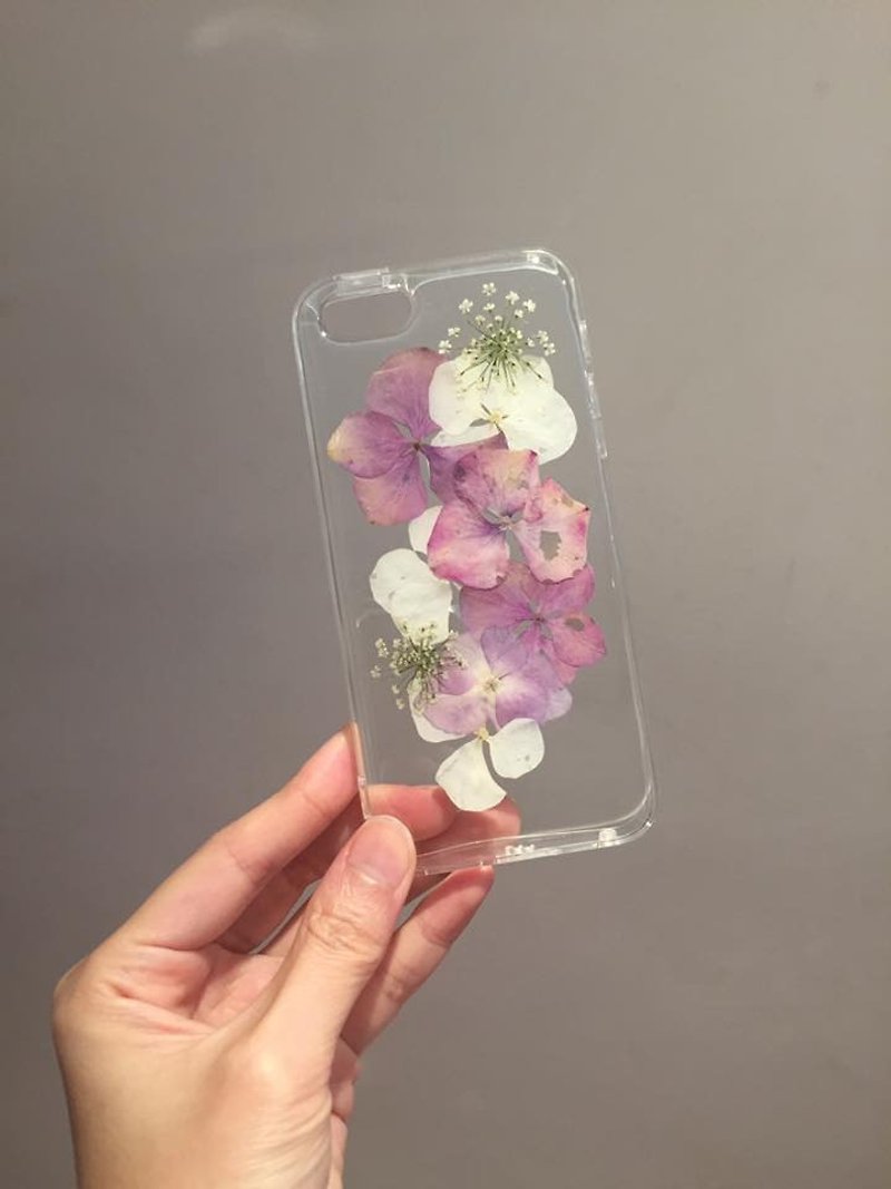 Oone_n_Only Handmade pressed flower phone case - อื่นๆ - พลาสติก 