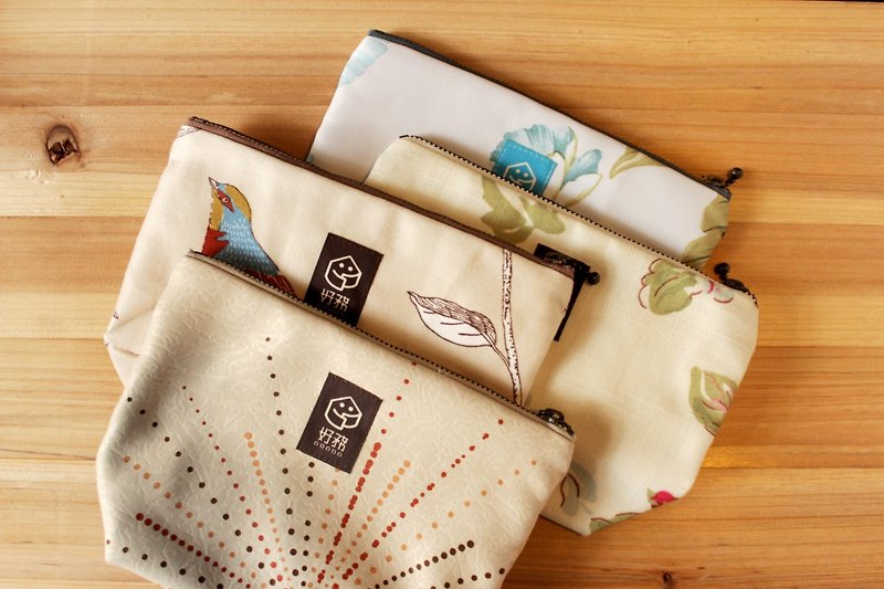 Curtain bag / carry-on sweater bag - Toiletry Bags & Pouches - Cotton & Hemp Multicolor