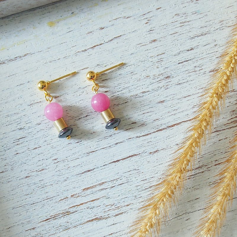 Minimal pink opal earrings - ต่างหู - หิน สึชมพู