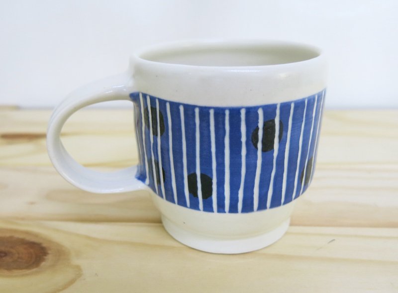 Linear Circle Cup - Blue - Mugs - Other Materials Blue