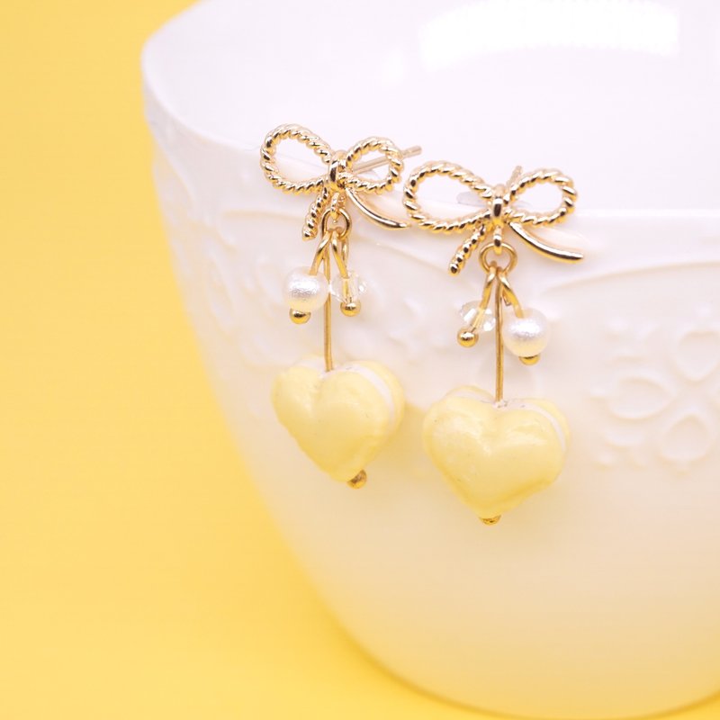 *Playful Design* Heart Shape Macaron Drop Earrings - ต่างหู - ดินเหนียว สีเหลือง