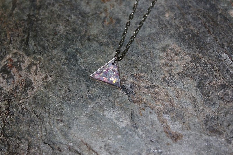 Dream life dead triangle short chain - Necklaces - Pottery Pink