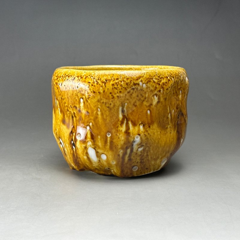 台灣名家楊晴晴【Handmade Cup】手作釉變茶碗24 - 其他杯子 - 陶 金色