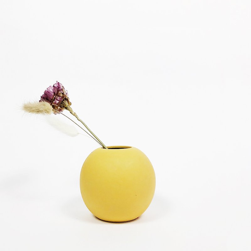 Nordic Matt Color Glaze Vase - Sphere Vase (S) - Pottery & Ceramics - Porcelain Yellow