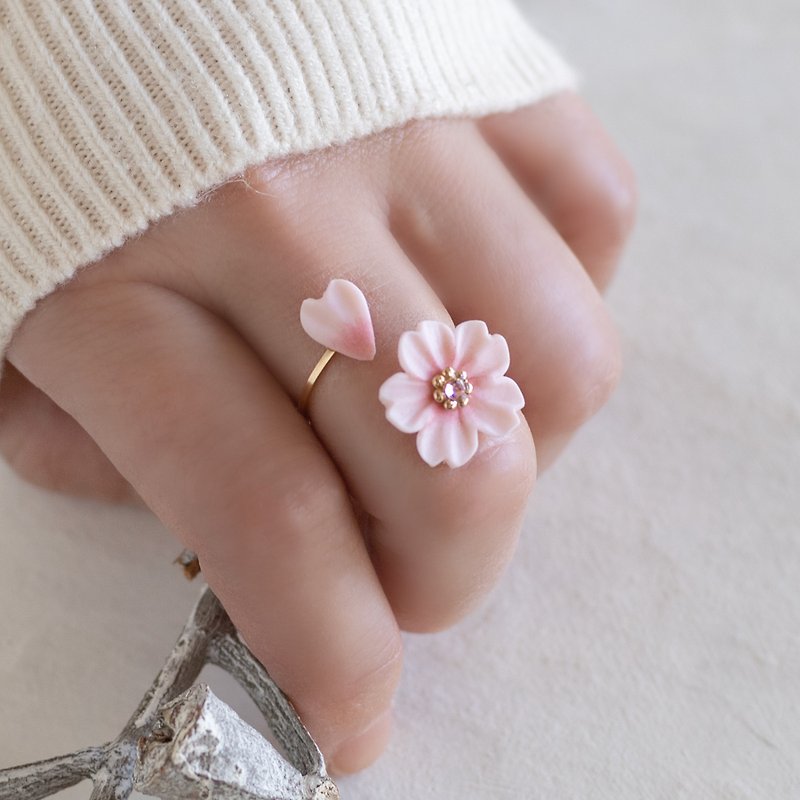 14KGF : Falling Colored Sakura Ring / Size Free - General Rings - Clay Pink