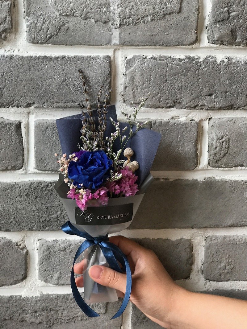 璎珞Manor*I00*Bucket bouquet / eternal flower dry flower / gift bouquet / exchange gift - Dried Flowers & Bouquets - Plants & Flowers 