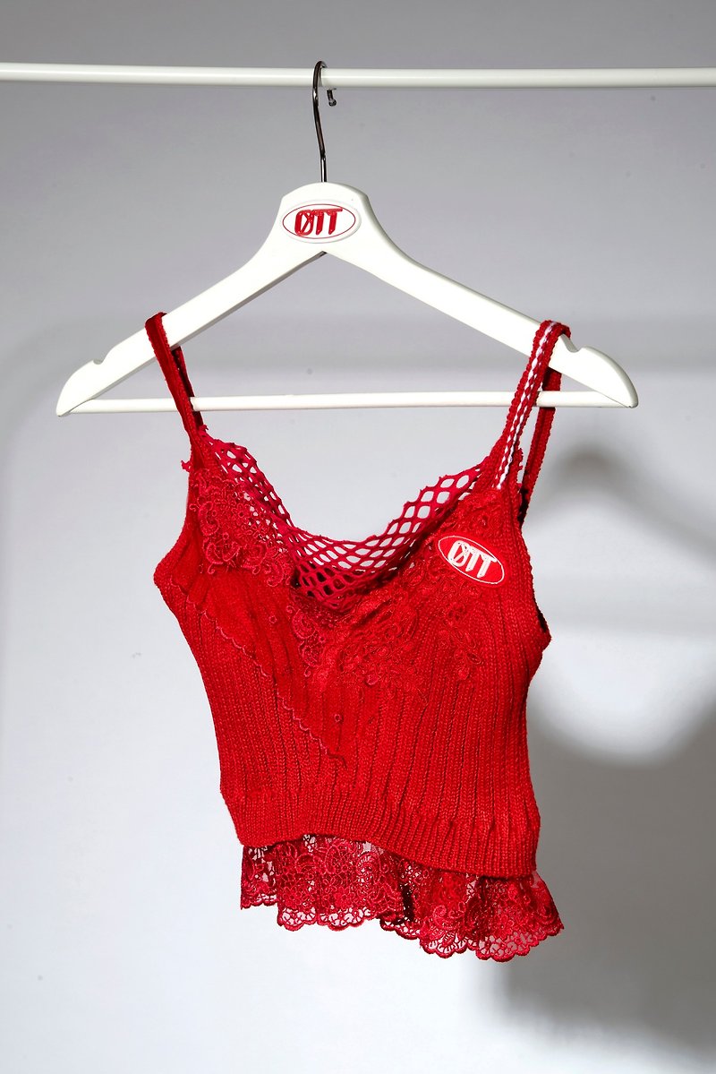 OTT Unique • Unique Red Knit Tank Top - เสื้อกั๊กผู้หญิง - วัสดุอื่นๆ สีแดง