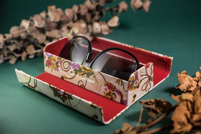 Japanese floral cloth multifunctional storage box/glasses case/mobile phone holder - Storage - Other Materials 