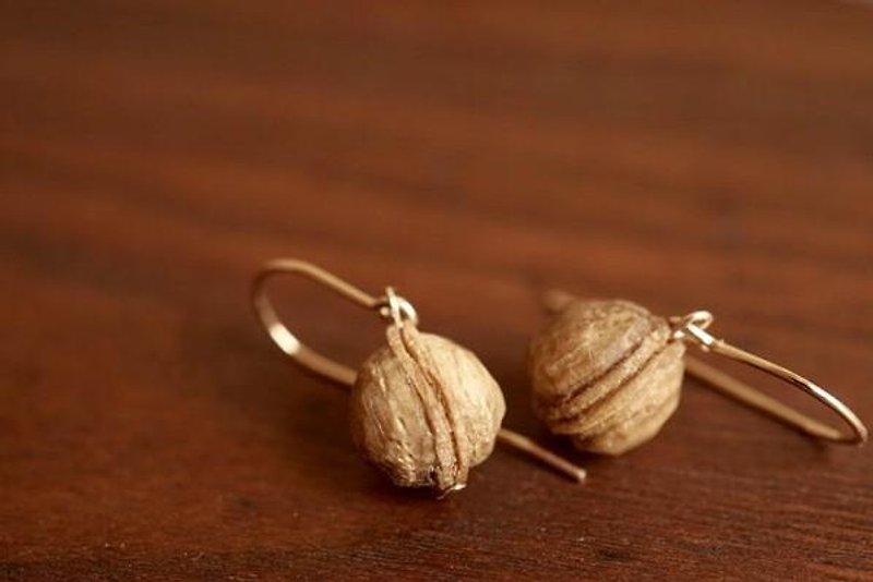 kurumi earrings (14kgf) - Earrings & Clip-ons - Wood 