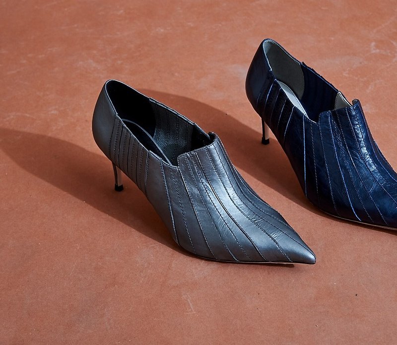 Umbrella line pointed leather high heel gray - รองเท้าส้นสูง - หนังแท้ สีเทา