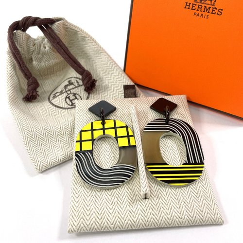 日本直送中古美品】新品エルメスHERMES ピアスイスムポップ
