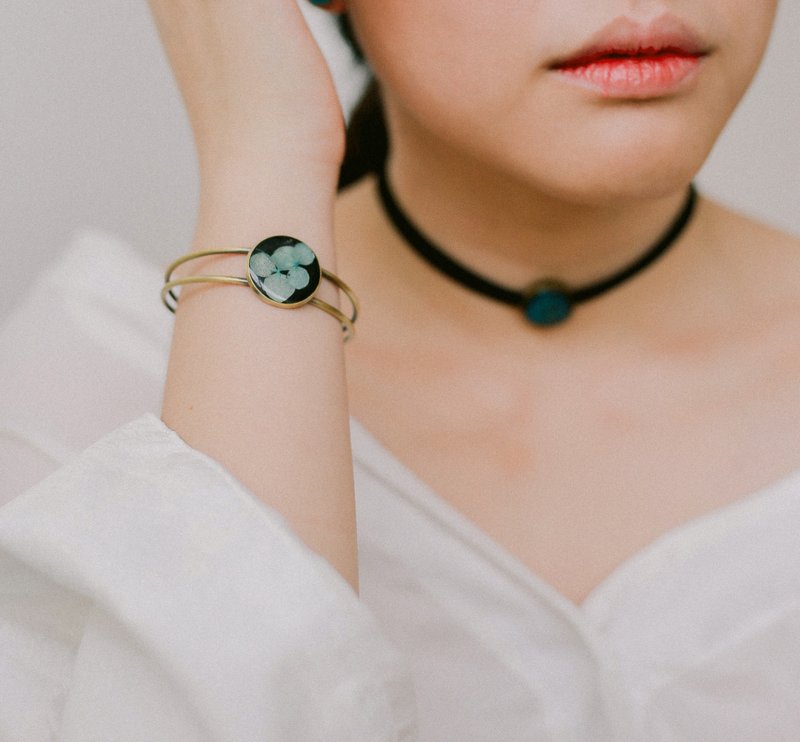 Hydrangea- Bangle (Bronze color)20 mm - 手鍊/手環 - 植物．花 藍色