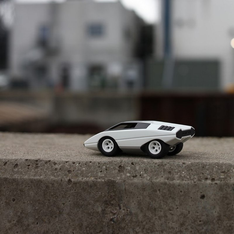 Playforever UFO科幻概念跑車(未來白) - 擺飾/家飾品 - 塑膠 