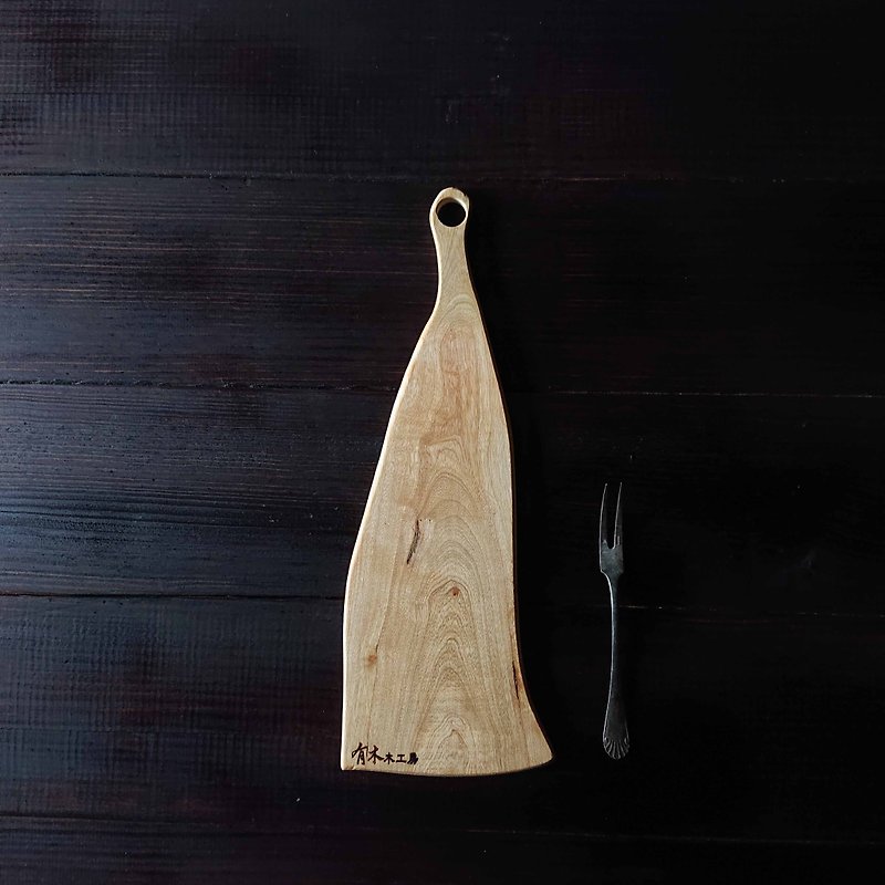 Naturally shaped log cutting board/decoration board - ถาดเสิร์ฟ - ไม้ หลากหลายสี