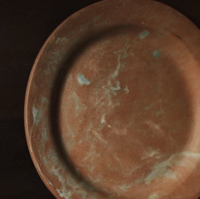YUYAO creation pottery plate _ flat plate light color pattern - จานและถาด - ดินเผา สีกากี