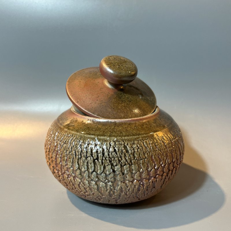 柴燒茶倉 / 半斤風化肌理茶倉 / 小平凡手作 - 其他 - 陶 卡其色