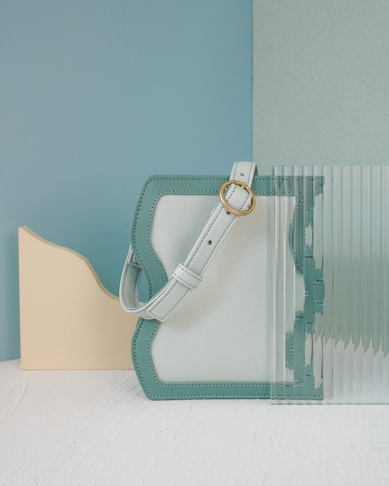 Wave Frame Medium (Turquoise/Light Mint) - กระเป๋าแมสเซนเจอร์ - หนังแท้ สีเขียว