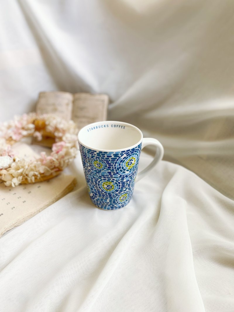 [Good Day Collectibles] Early Starbucks STARBUCKS Mosaic Commemorative Mug 355ml Tiled Gift - Other Cups - เครื่องลายคราม สีน้ำเงิน