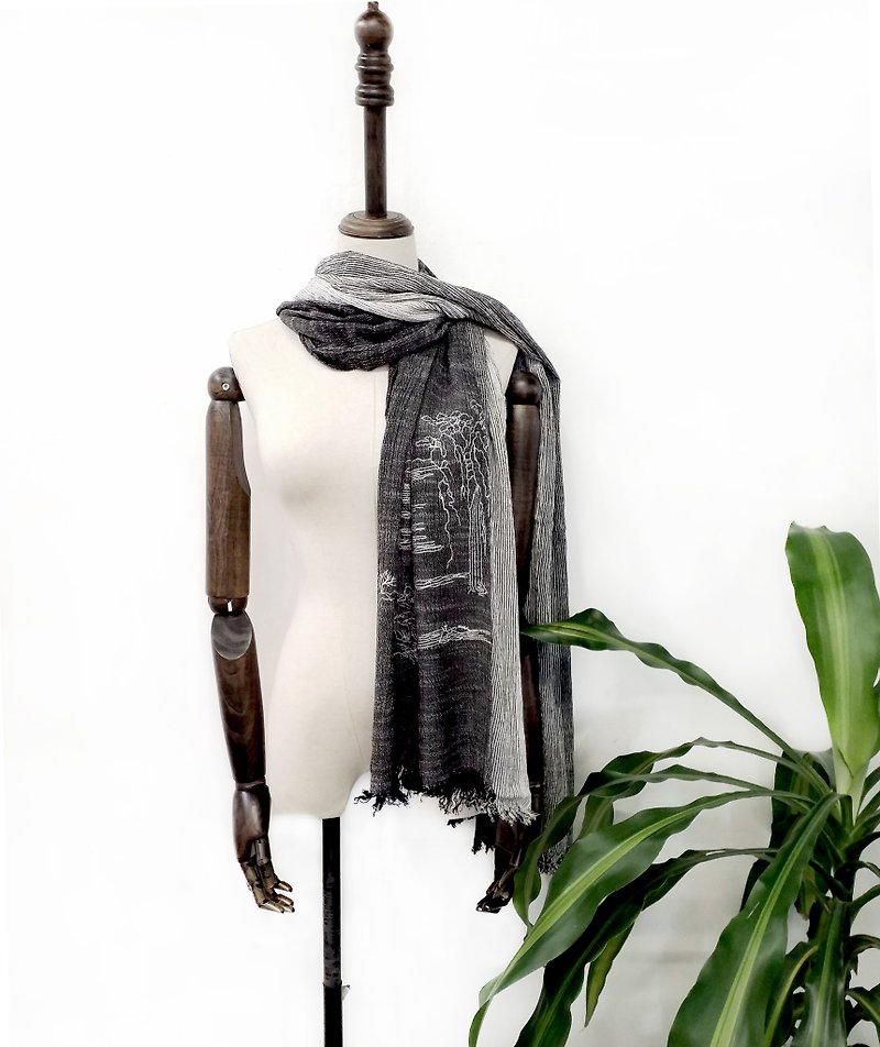 Moonlight Embroidery scarf - ผ้าพันคอถัก - ผ้าฝ้าย/ผ้าลินิน สีดำ
