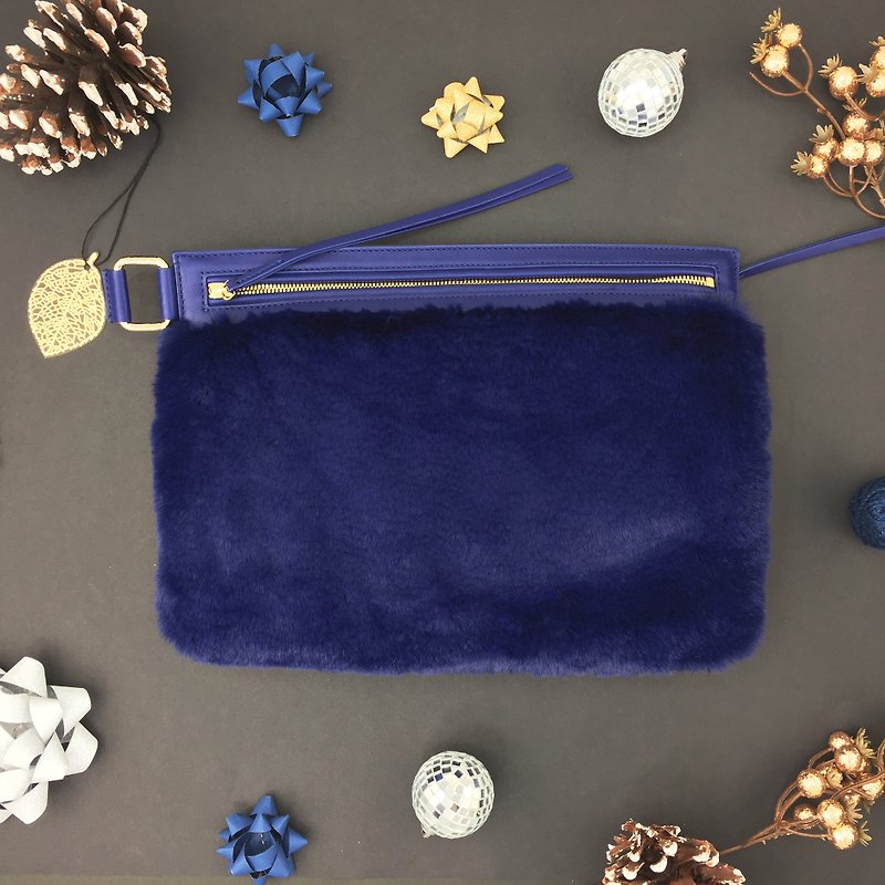 Francine Deluxe Clutch - กระเป๋าคลัทช์ - หนังแท้ สีน้ำเงิน