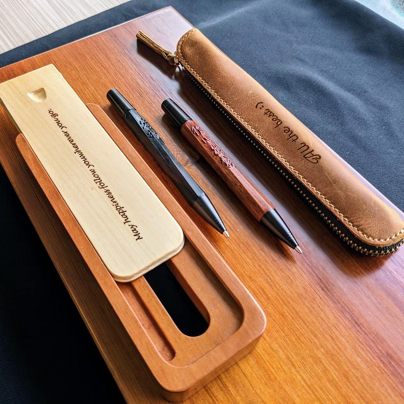 Log embossed rotating pen-ball pen-customized lettering [Graduation teacher ceremony] - อุปกรณ์เขียนอื่นๆ - ไม้ สีนำ้ตาล