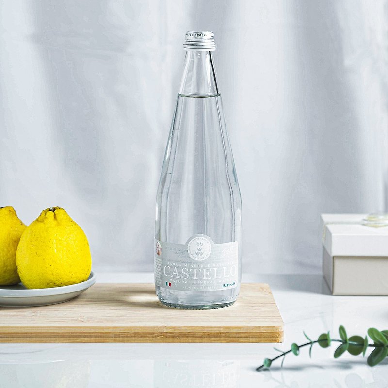 CASTELLO natural mineral water 750ML 6 bottles/box - 健康食品・サプリメント - ガラス 透明