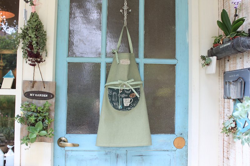【Moon Handmade り】Parent-child hand-made apron-(adult) (with 5 English letters or less) - Aprons - Cotton & Hemp 