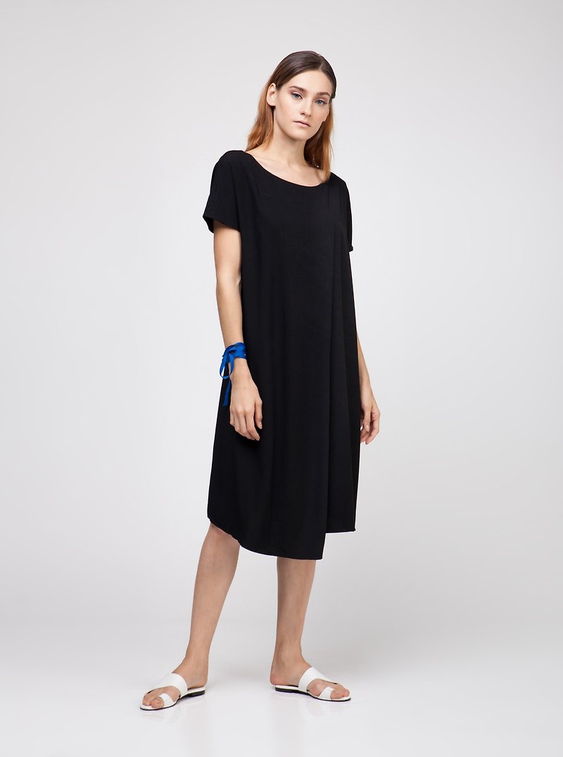 Viscose Black Overlap Dress - 連身裙 - 其他材質 黑色