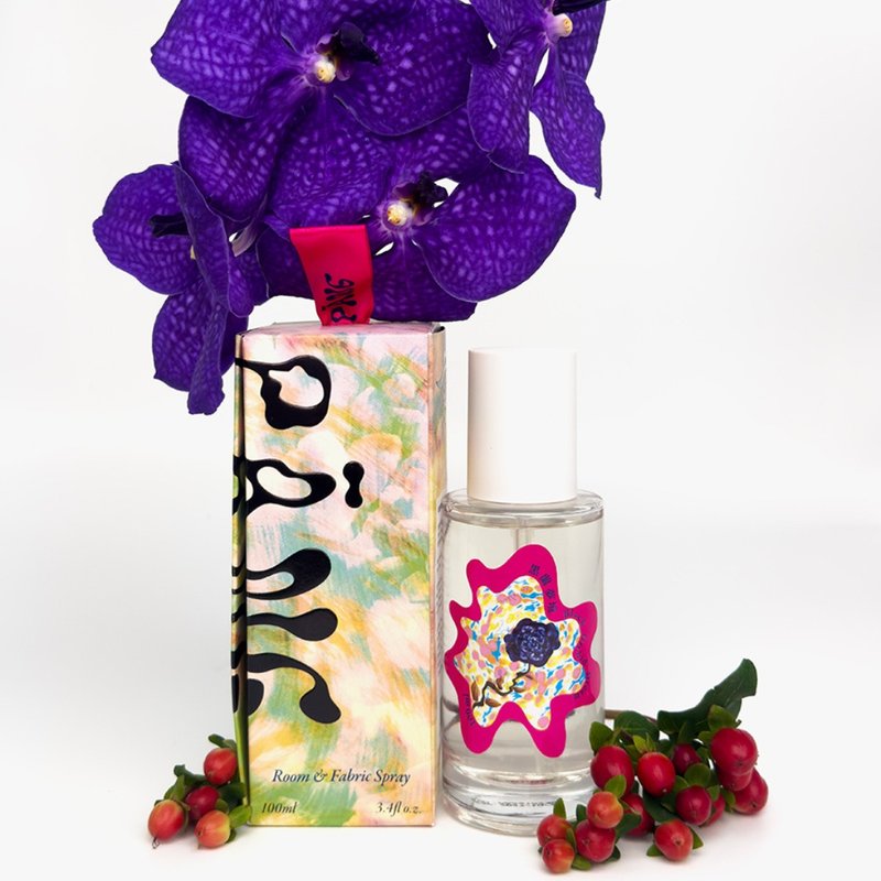 空間織品香氛噴霧100ml | 黑蘭夢境 |質感香氛花開包裝MUSE設計獎 - 香氛/精油/擴香 - 精油 粉紅色