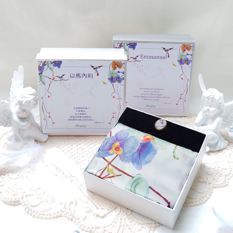 【Emmanuel】Silk scarf and silk scarf buckle gospel gift box | Emmanuel is with me - ผ้าพันคอ - วัสดุอื่นๆ 