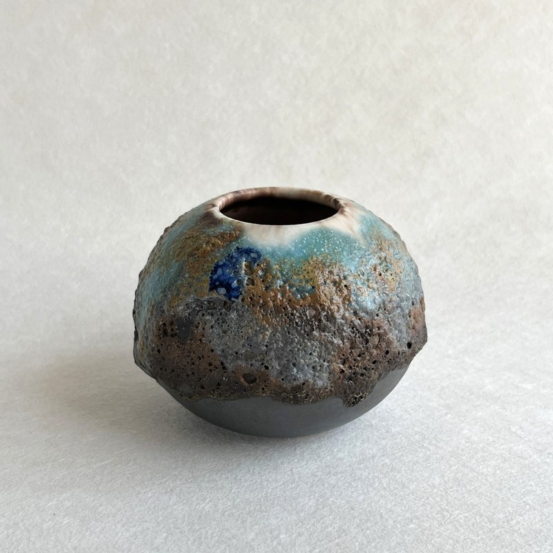 手工陶瓷花瓶 花器 擴香瓶 精油瓶 迷你花瓶 花藝道具 教師節禮物 - 花瓶/花器 - 陶 多色